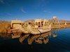 Peru - vesnice na jezeře Titicaca (Dreamstime)
